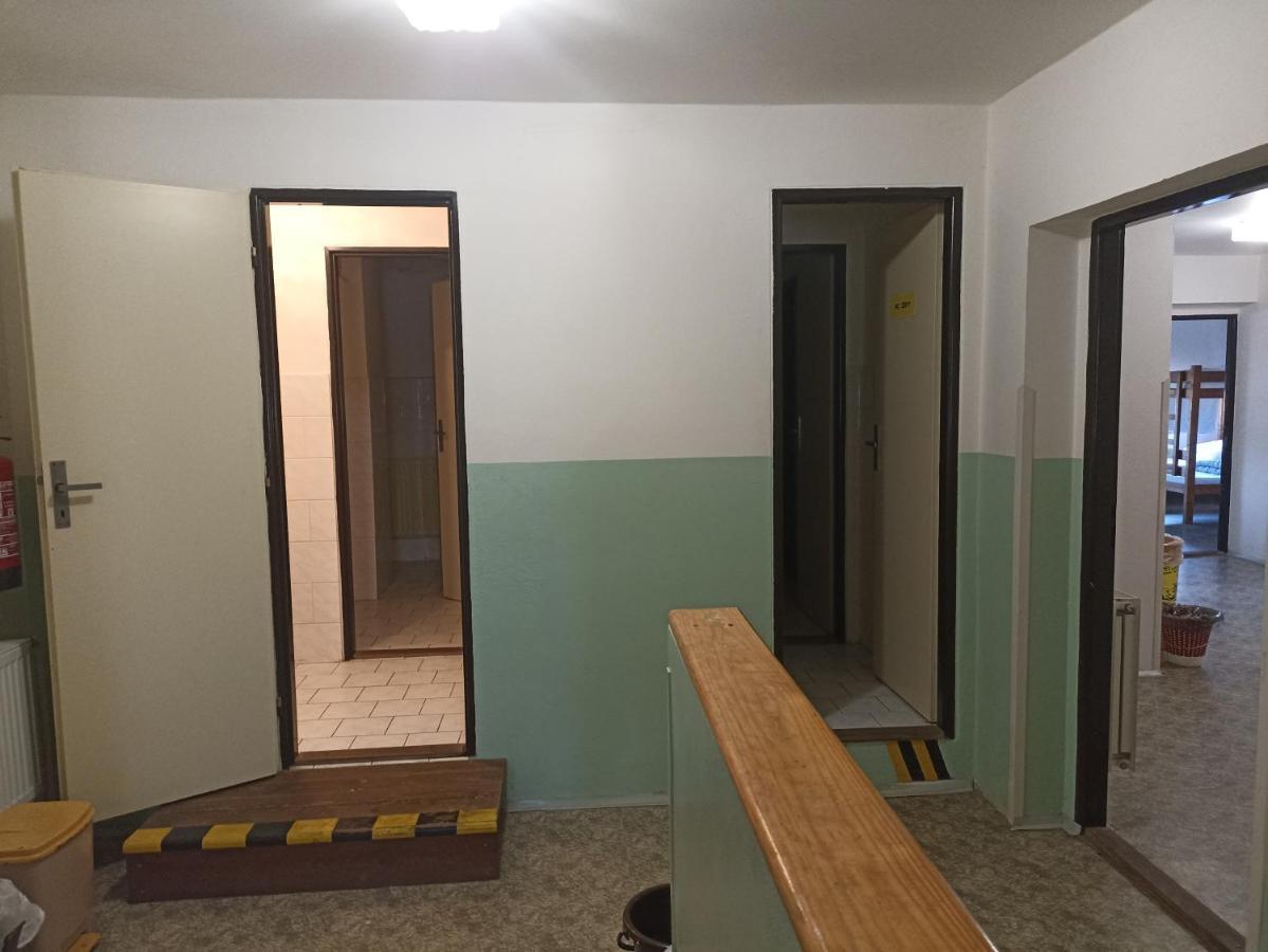 Ubytovací komplex penzion ATHENA Nova Vcelnice Exterior foto